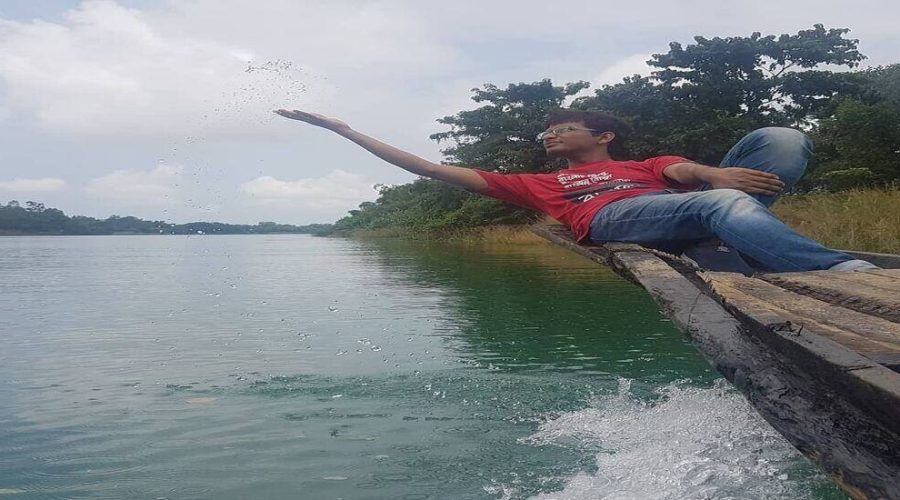 Experiencing beautiful Lalakhal in Sylhet