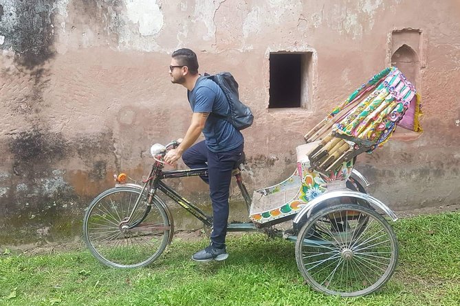 Experiencing rickshaw, Bangladesh tourism