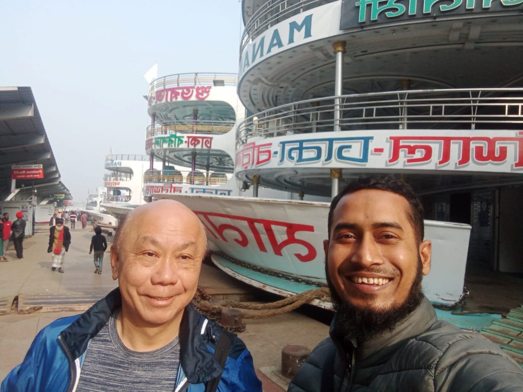 Bangladesh tour by Hong Kong tourist.