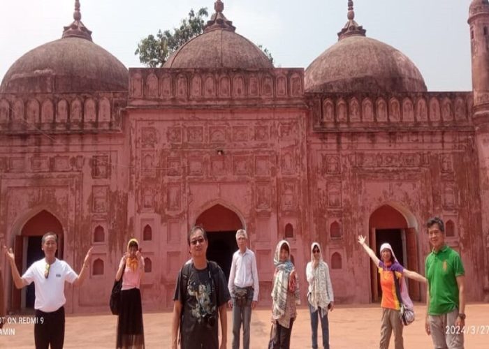 Exploring Muslim heritage in Bangladesh